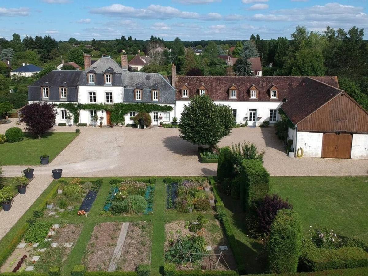 **Suite Familiale Spacieuse Au Coeur De La Foret De Montargis** - Fr-1-590-335 Paucourt Extérieur photo